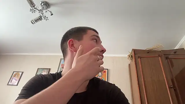 MoonlightVera online show from 02/18/26, 09:05