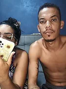 Snapshot of casall69br chatting on 02/15/26, 04:09 casall69br online show from 02/15/26, 04:09