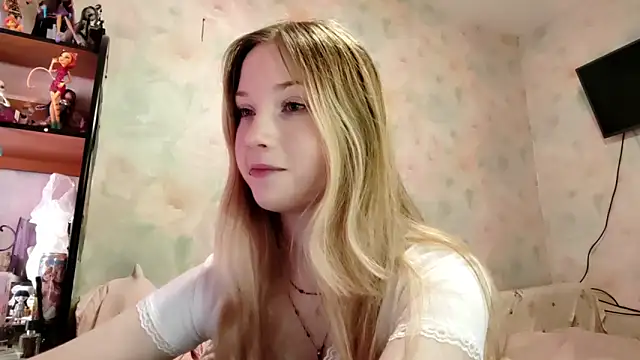 TiaBIanks online show from 04/03/26, 08:34