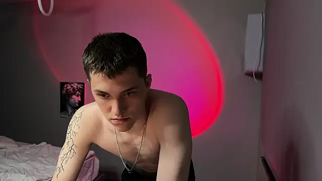 cronck52 online show from 04/19/26, 07:38