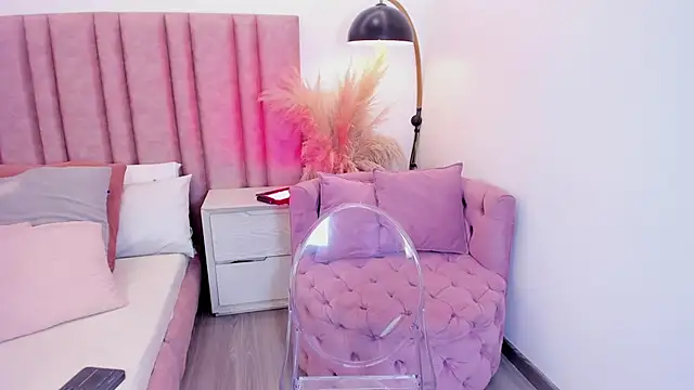 im lily  online show from 05/13/26, 12:57