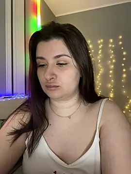 Snapshot of lipsi_vikki chatting on 02/14/26, 04:42 lipsi vikki online show from 02/14/26, 04:42