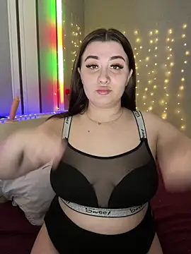 Snapshot of lipsi_vikki chatting on 02/21/26, 06:42 lipsi vikki online show from 02/21/26, 06:42