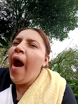 MajoArias online show from 05/18/26, 04:57