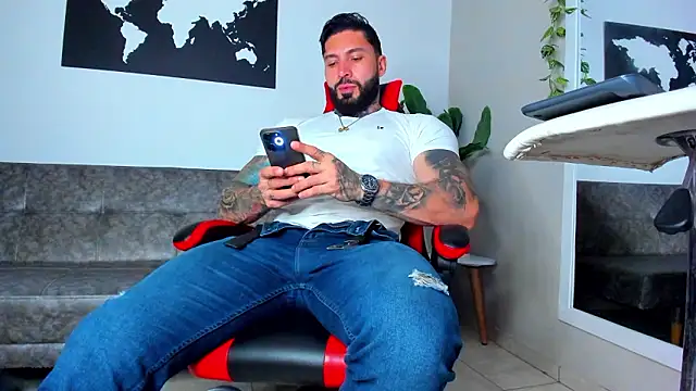 Alessrose online show from 02/19/26, 07:54