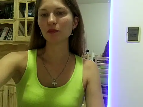 Snapshot of Serafina- chatting on 02/19/26, 11:34 Serafina- online show from 02/19/26, 11:34