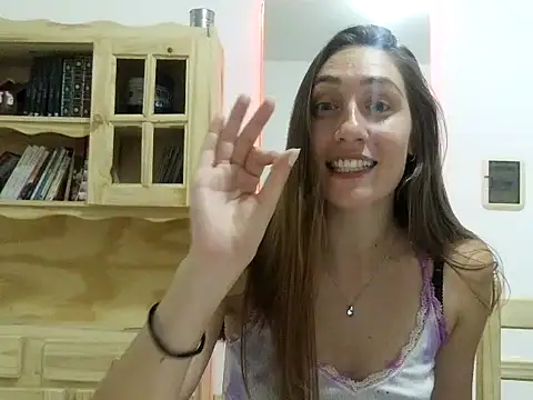 Snapshot of Serafina- chatting on 02/27/26, 12:43 Serafina- online show from 02/27/26, 12:43