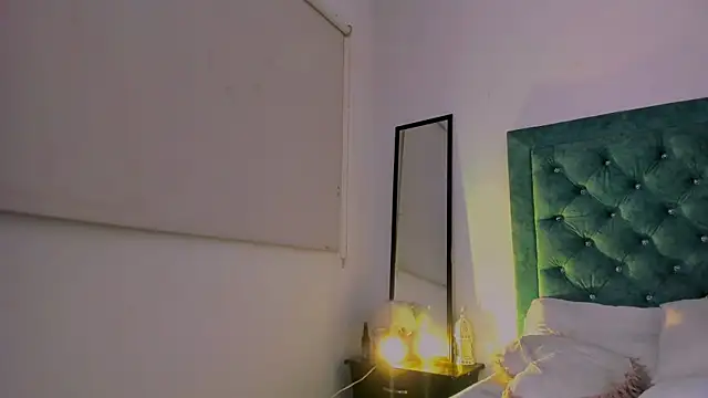 Snapshot of LatinoDark chatting on 02/28/26, 04:02 LatinoDark online show from 02/28/26, 04:02