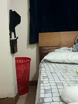 Snapshot of baby_22cm chatting on 02/28/26, 01:50 baby 22cm online show from 02/28/26, 01:50