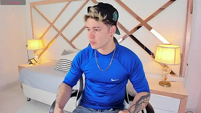 rayan linxx online show from 02/17/26, 07:20