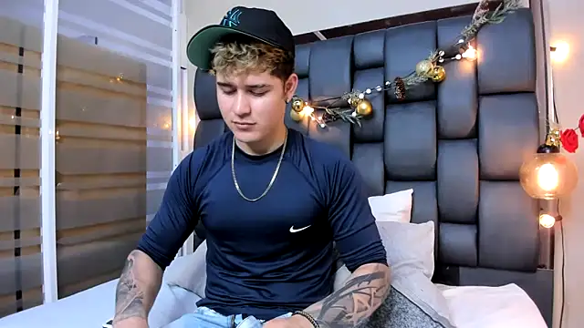 rayan linxx online show from 03/31/26, 07:58