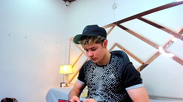 rayan linxx online show from 04/09/26, 07:41