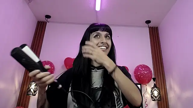 FRANCESCA LOVE  online show from 02/15/26, 11:08