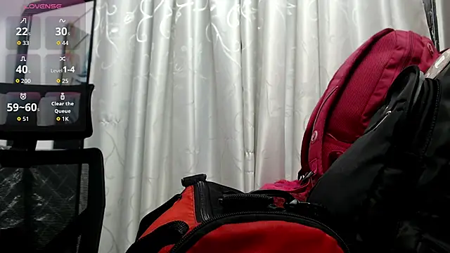 FRANCESCA LOVE  online show from 04/17/26, 01:52