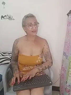 Charlotte gray  online show from 02/19/26, 10:50