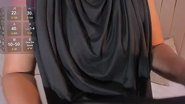 Snapshot of _amisha chatting on 04/09/26, 11:37 amisha online show from 04/09/26, 11:37