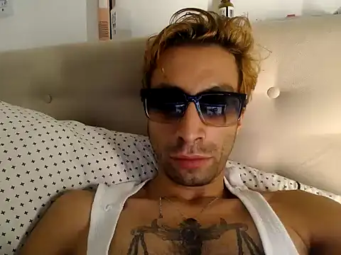 lekzl online show from 02/06/26, 01:32