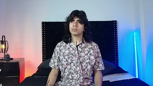 Snapshot of Axell_Kussh chatting on 02/15/26, 12:58 Axell Kussh online show from 02/15/26, 12:58