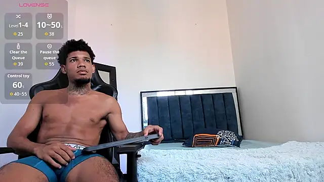 Nehemiaa boy online show from 03/03/26, 08:59