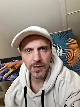 SwatRocShy online show from 03/12/26, 07:42