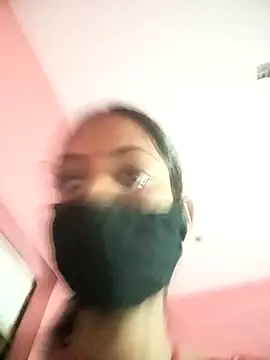 Snapshot of BIG_QWEEN_NO1 chatting on 02/19/26, 05:47 BIG QWEEN NO1 online show from 02/19/26, 05:47