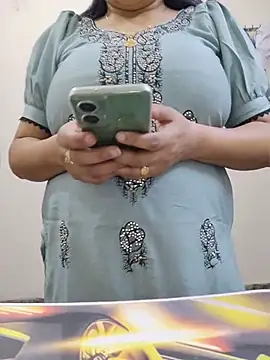 SexybeboX online show from 04/05/26, 06:43