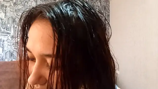AnnettaBelsito online show from 05/18/26, 01:39