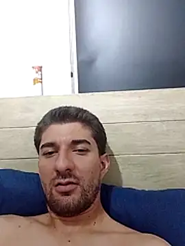 Snapshot of Camilo696903 chatting on 06/06/26, 03:11 Camilo696903 online show from 06/06/26, 03:11