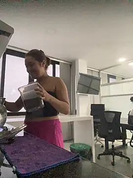 Emily Harpeer online show from 02/22/26, 11:31