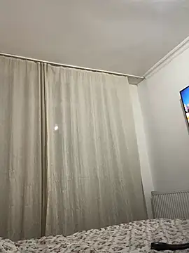 Snapshot of Amber_Sinn chatting on 02/22/26, 08:18 Amber Sinn online show from 02/22/26, 08:18