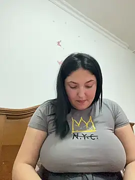 Amber Sinn online show from 05/25/26, 06:25