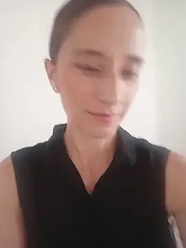 Aurabloom 1 online show from 03/05/26, 03:52