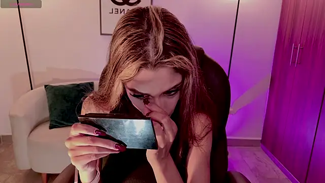 nix rave1 online show from 04/11/26, 03:27