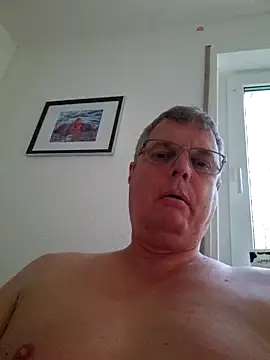 Snapshot of nackedei071 chatting on 05/07/26, 06:46 nackedei071 online show from 05/07/26, 06:46