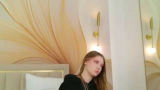 Snapshot of StacyHicks chatting on 02/25/26, 03:10 StacyHicks online show from 02/25/26, 03:10