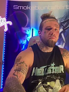 Snapshot of Smokebluntafterblunt chatting on 02/20/26, 12:16 Smokebluntafterblunt online show from 02/20/26, 12:16