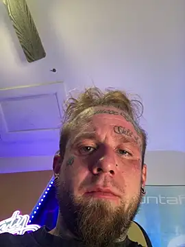 Snapshot of Smokebluntafterblunt chatting on 02/22/26, 04:13 Smokebluntafterblunt online show from 02/22/26, 04:13