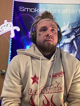 Snapshot of Smokebluntafterblunt chatting on 03/01/26, 02:19 Smokebluntafterblunt online show from 03/01/26, 02:19