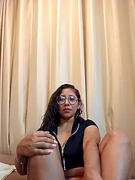 Camila Lopez1 online show from 02/11/26, 03:00