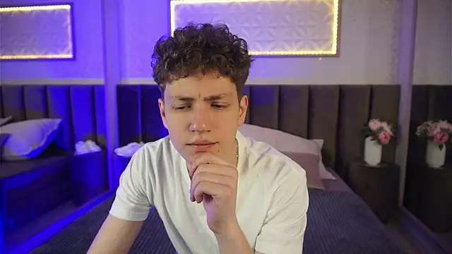 StefanBev online show from 03/28/26, 08:08