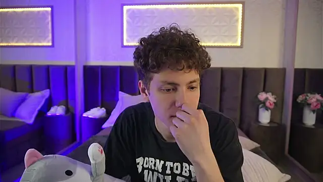 StefanBev online show from 04/21/26, 01:42