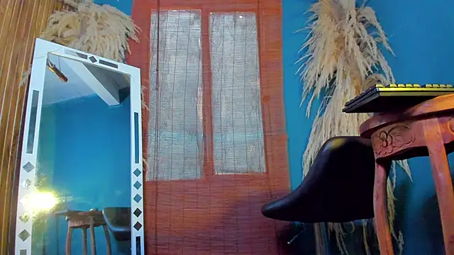 Snapshot of sophia_storm01 chatting on 02/11/26, 01:27 sophia storm01 online show from 02/11/26, 01:27