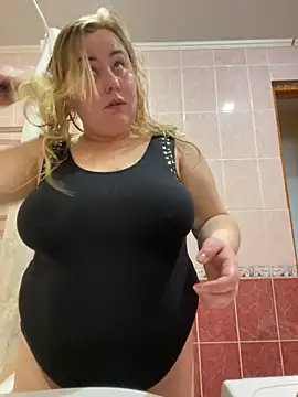 Mommy-girl-Lola online show from 02/25/26, 08:02