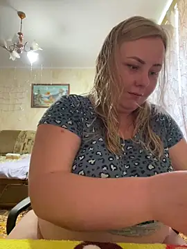Mommy-girl-Lola online show from 07/02/26, 10:54