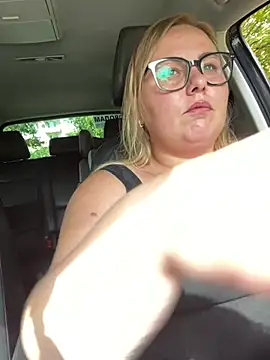 Mommy-girl-Lola online show from 07/13/26, 12:19