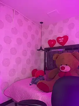 alahia pink online show from 02/23/26, 05:16