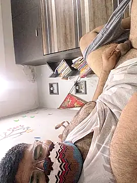 anshpandey69 online show from 07/08/26, 04:17