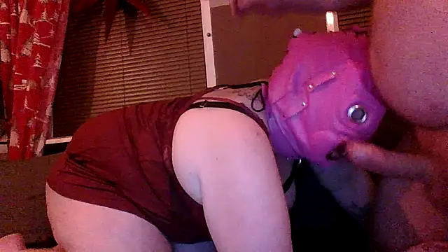 Snapshot of plussizeslut chatting on 02/06/26, 11:19 plussizeslut online show from 02/06/26, 11:19