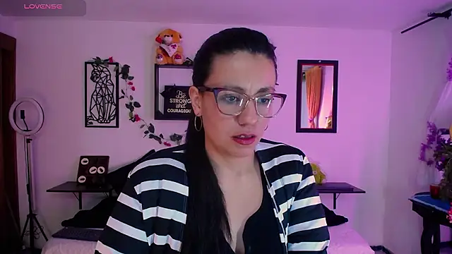 QueenRose94 online show from 03/06/26, 12:56