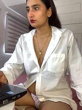 -BabyLuna online show from 02/21/26, 02:18